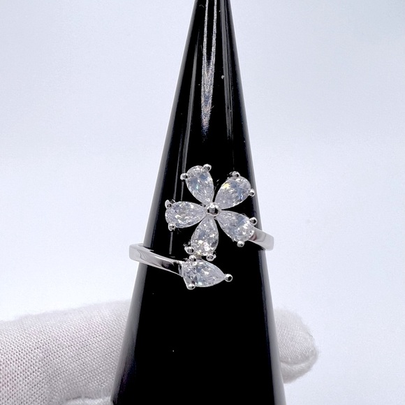 Jewelry - Sale $15 Firm! .925 Sterling Silver Cz Flower Ring
